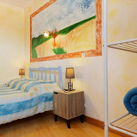 D'hotes Le Volcan D'aizac Bed & Breakfast 2*