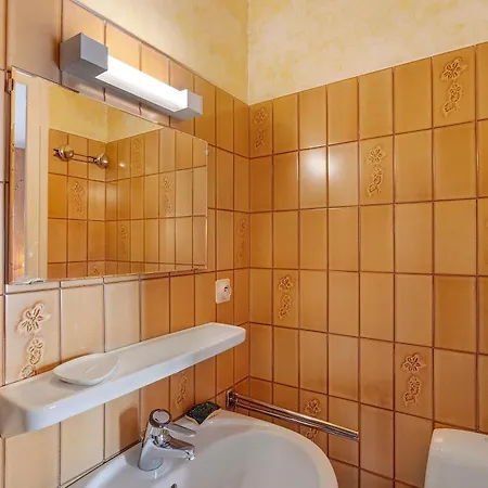 D'hotes Le Volcan D'aizac Bed & Breakfast 2*
